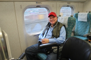 Donald Kerr in Taiwan high speed train